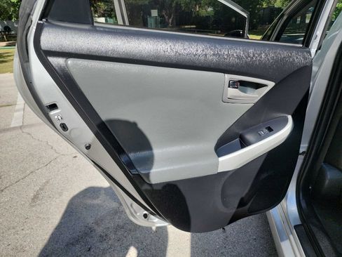 Used 2012 Toyota Prius Two FWD image 20