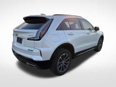 Used 2024 Cadillac XT4 Sport w/ Cold Weather Package image 9
