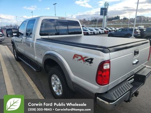 Used 2013 Ford F250 Lariat w/ Chrome Pkg image 7