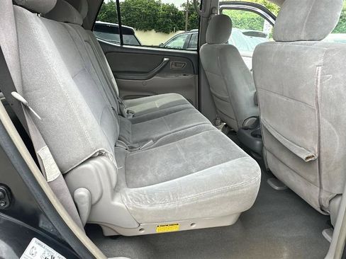 Used 2006 Toyota Sequoia SR5 AWD/4WD image 30