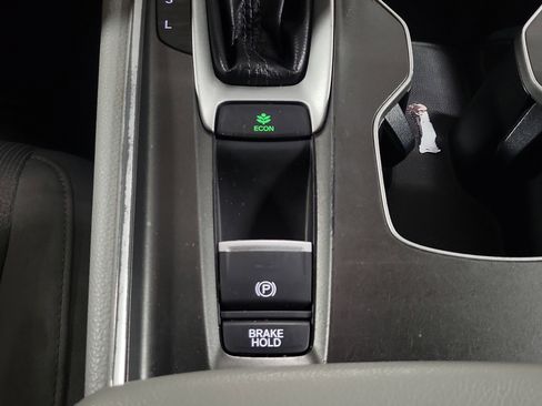 Used 2020 Honda Accord LX image 32