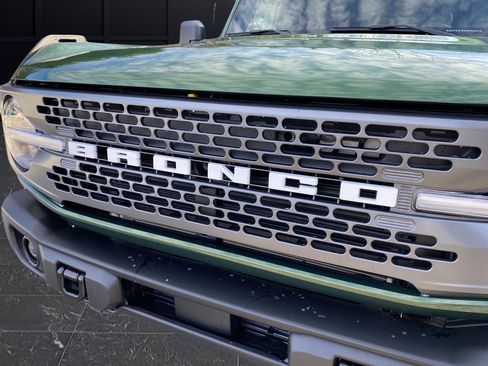 New 2025 Ford Bronco Badlands AWD/4WD image 48