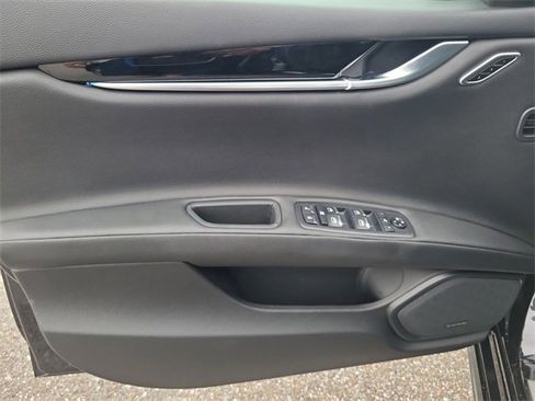 Certified 2022 Maserati Ghibli Modena Q4 image 17