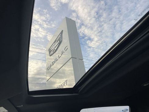 Used 2022 Chevrolet Silverado 1500 High Country w/ High Country Premium Package image 42