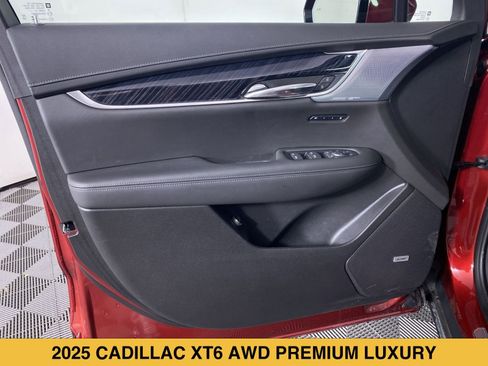 Certified 2025 Cadillac XT6 Premium Luxury w/ Technology Package AWD/4WD image 12