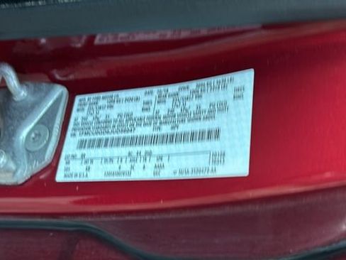 Used 2018 Ford Escape SE FWD image 32