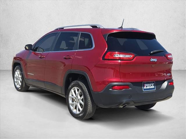 Used 2016 Jeep Cherokee Latitude w/ Comfort & Sound Group FWD image 8