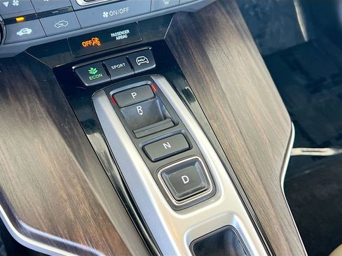 Used 2020 Honda Clarity Touring image 17