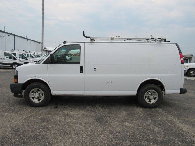 Used 2018 Chevrolet Express 2500 w/ Driver Convenience Package RWD image 6