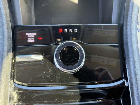 Used 2023 Jeep Grand Cherokee L Limited w/ Luxury Tech Group II image 22