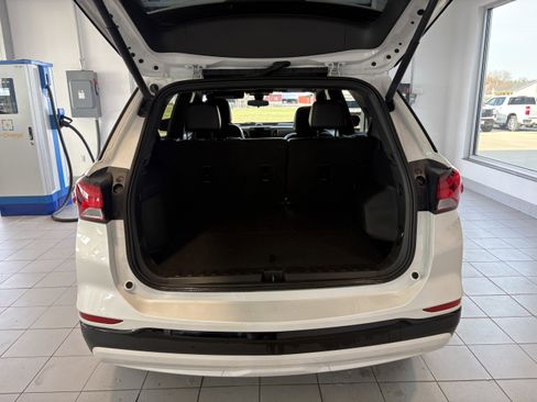 Used 2024 Chevrolet Equinox RS w/ RS Leather Package AWD/4WD image 5
