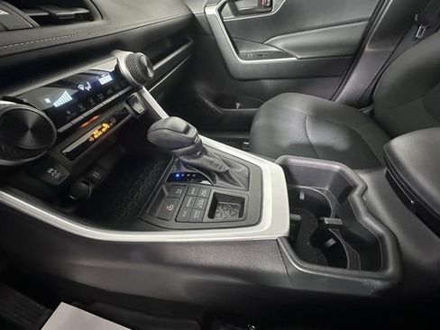 Used 2023 Toyota RAV4 LE image 27