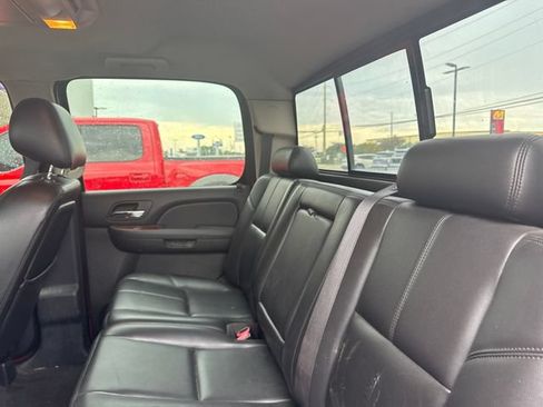 Used 2010 Chevrolet Silverado 1500 LTZ w/ Convenience Package AWD/4WD image 6