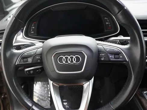 Used 2018 Audi Q7 3.0T Prestige w/ Prestige Package AWD/4WD image 12