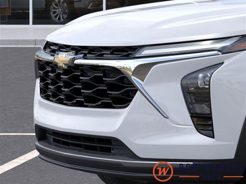 New 2026 Chevrolet Trax LT w/ Driver Confidence Package FWD image 15