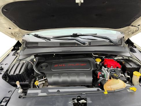 Used 2019 Jeep Compass Trailhawk w/ Cold Weather Group image 27