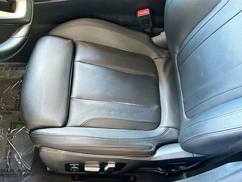 Used 2019 BMW 330i Sedan w/ Convenience Package RWD image 18
