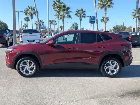 Certified 2024 Chevrolet Trax LS w/ LS Convenience Package image 6