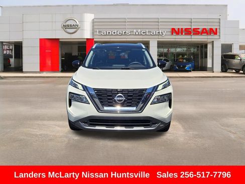 Used 2023 Nissan Rogue SL w/ SL Premium Package FWD image 11