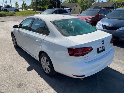 Used 2017 Volkswagen Jetta S w/ Jetta S Cold Weather Package FWD image 7