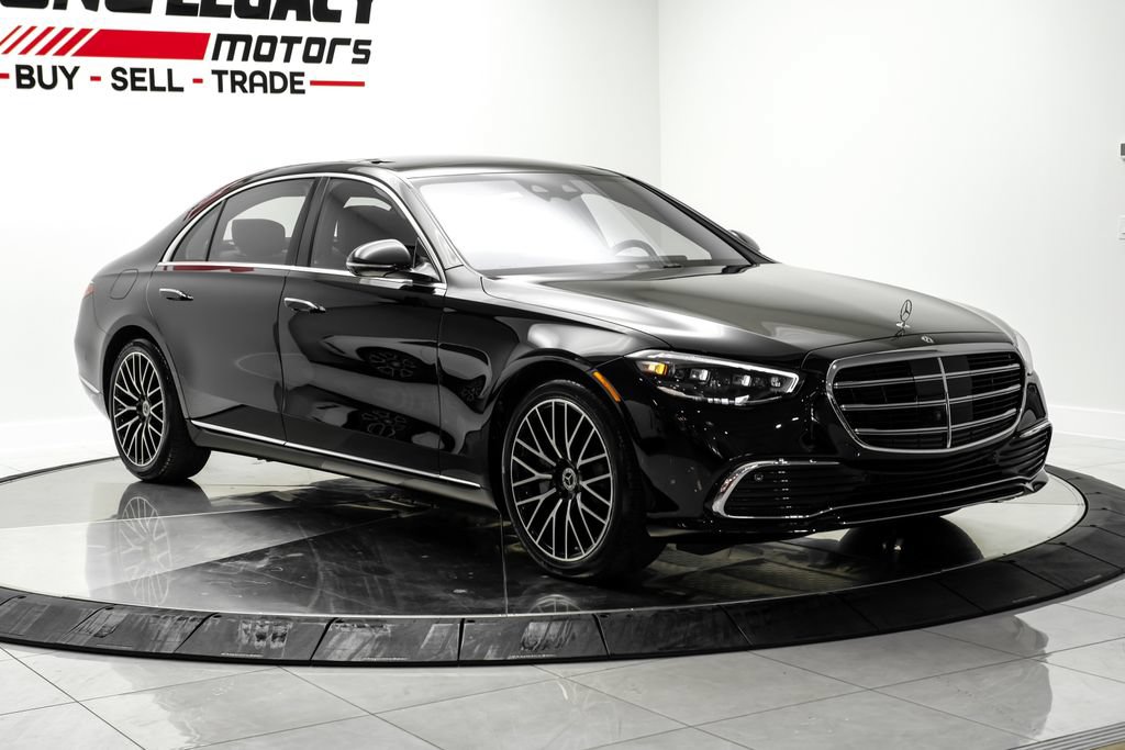 Used 2025 Mercedes-Benz S 500 4MATIC image 3