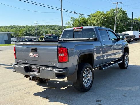 Used 2016 GMC Sierra 2500 Denali w/ Driver Alert Package AWD/4WD image 16