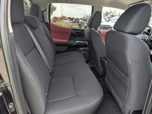 Used 2023 Toyota Tacoma SR5 AWD/4WD image 28