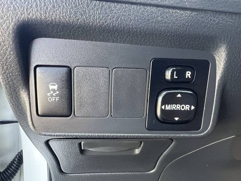 Used 2013 Toyota Corolla S FWD image 32