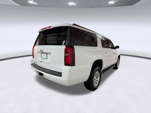 Used 2019 Chevrolet Suburban LT AWD/4WD image 8
