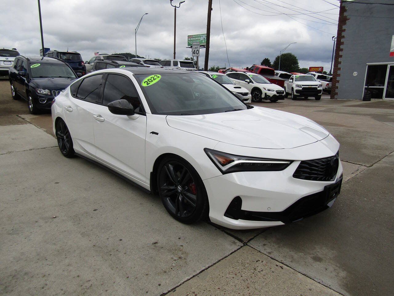Used 2023 Acura Integra A-Spec w/ Technology Package FWD image 2