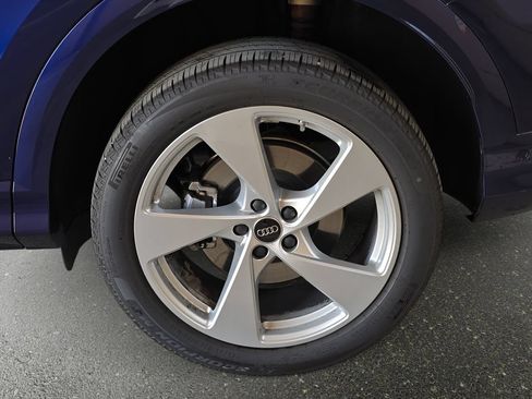 Used 2025 Audi Q5 Premium Plus w/ Premium Plus AWD/4WD image 34