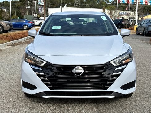 New 2025 Nissan Versa SV w/ Trunk Package FWD image 2
