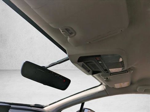 Used 2019 Subaru Impreza 2.0i Premium image 20