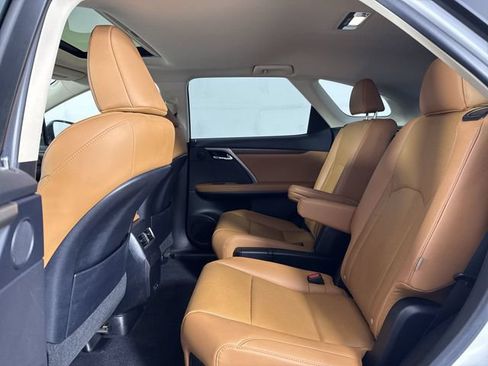 Certified 2022 Lexus RX 350L Premium w/ Premium Package AWD/4WD image 26