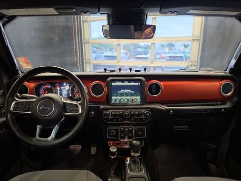 Used 2019 Jeep Wrangler Unlimited Rubicon image 17