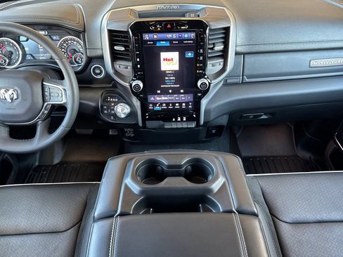 Used 2025 RAM 1500 Laramie AWD/4WD image 14