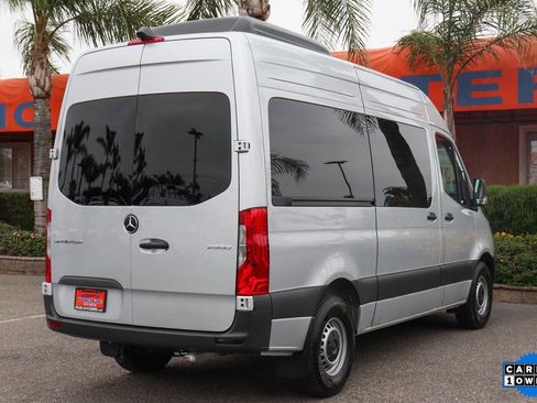 Used 2024 Mercedes-Benz Sprinter 2500 image 8