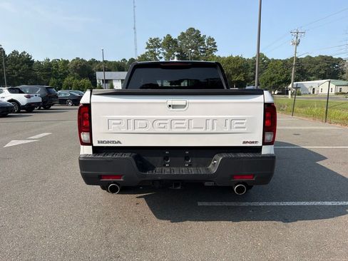 Certified 2025 Honda Ridgeline Sport image 6