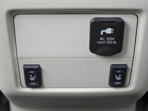 Used 2015 Nissan Pathfinder SL w/ SL Premium Package image 23