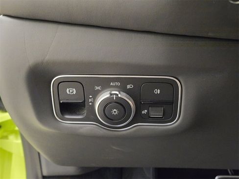 Used 2023 Aston Martin V8 Vantage image 33