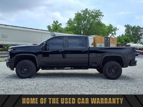 Used 2025 Chevrolet Silverado 2500 ZR2 image 12