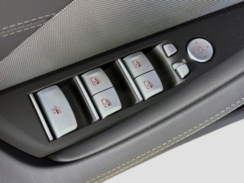 New 2026 BMW 840i Convertible RWD image 18