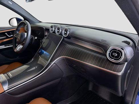 Used 2023 Mercedes-Benz GLC 300 image 32