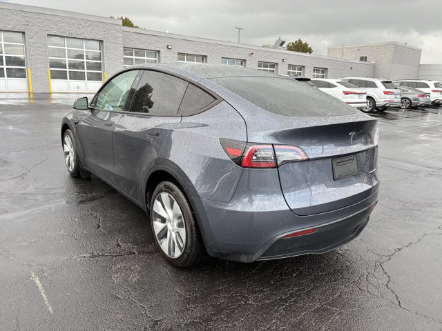 Used 2023 Tesla Model Y Long Range AWD/4WD image 7