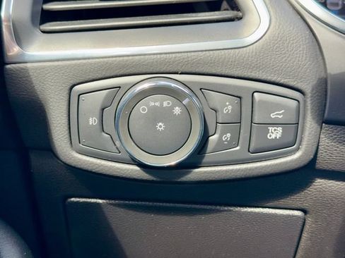 Used 2021 Ford Edge Titanium w/ Equipment Group 301A AWD/4WD image 26