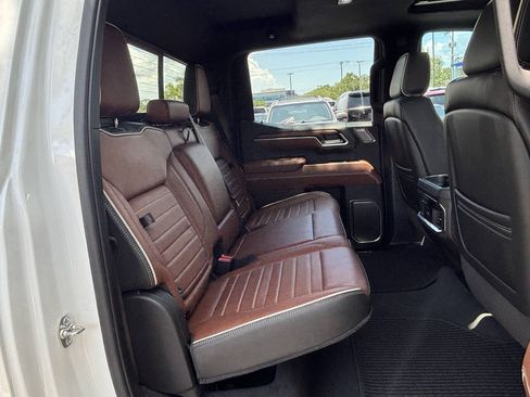 Used 2025 GMC Sierra 1500 Denali Ultimate AWD/4WD image 29