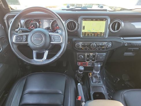 Used 2022 Jeep Wrangler Unlimited Rubicon w/ Dual Top Group AWD/4WD image 4