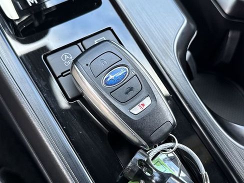 Used 2026 Subaru Outback Touring AWD/4WD image 28