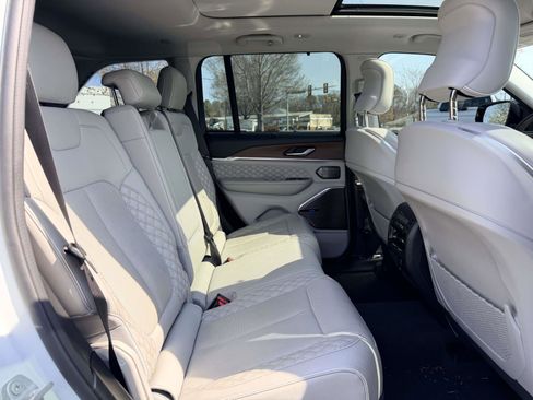 Used 2022 Jeep Grand Cherokee Summit w/ Adv Protech Group IV image 14