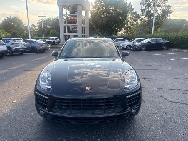 Used 2018 Porsche Macan AWD/4WD image 10